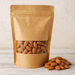 Détail gourmand d’amandes décortiquées naturelles – Maison Maurice